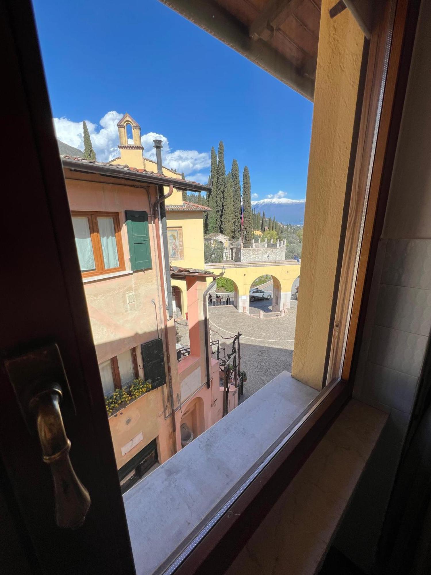 B&B Al Vittoriale Da Maja Gardone Riviera Extérieur photo