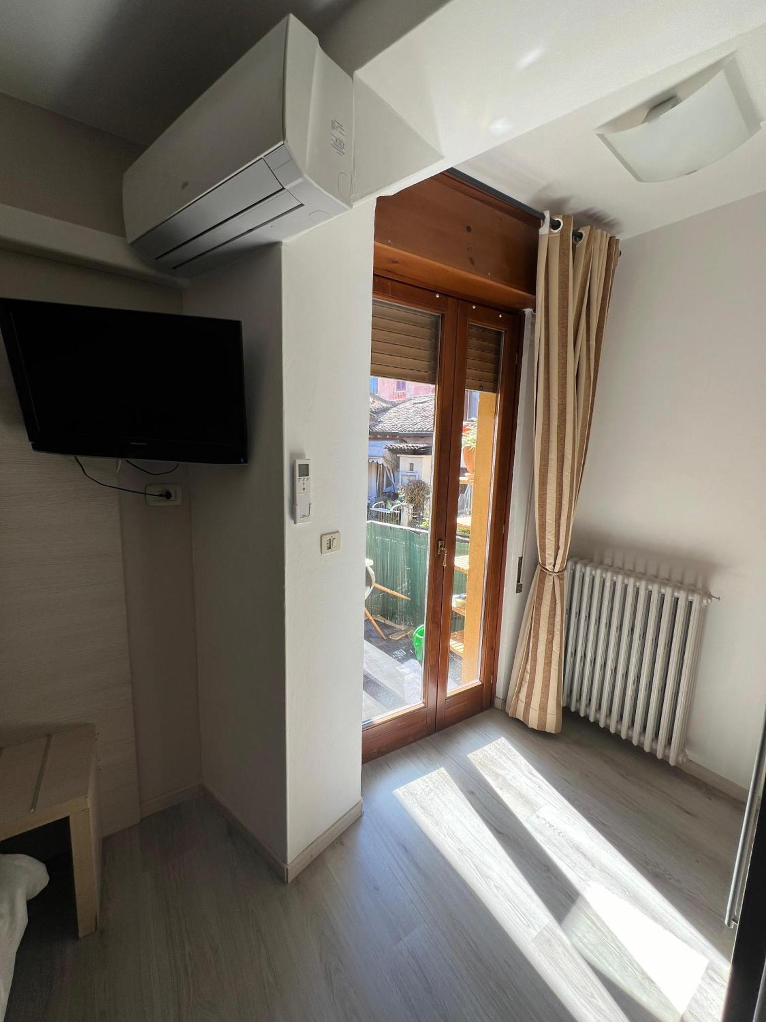 B&B Al Vittoriale Da Maja Gardone Riviera Extérieur photo