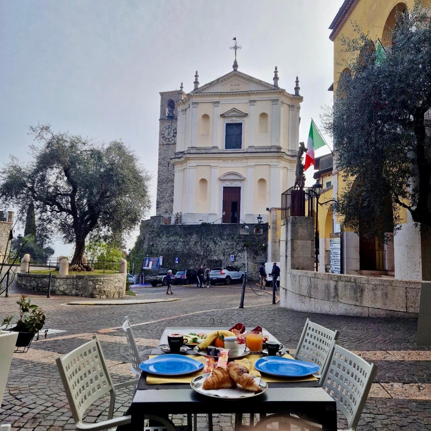 B&B Al Vittoriale Da Maja Gardone Riviera Extérieur photo