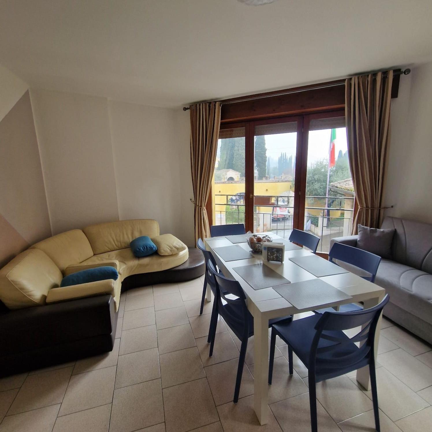 B&B Al Vittoriale Da Maja Gardone Riviera Extérieur photo
